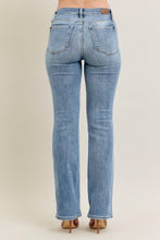 Load image into Gallery viewer, Judy Blue Core Jeans