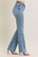 Load image into Gallery viewer, Judy Blue Core Jeans