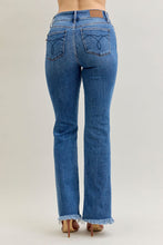 Load image into Gallery viewer, Judy Blue Jeans fray hem