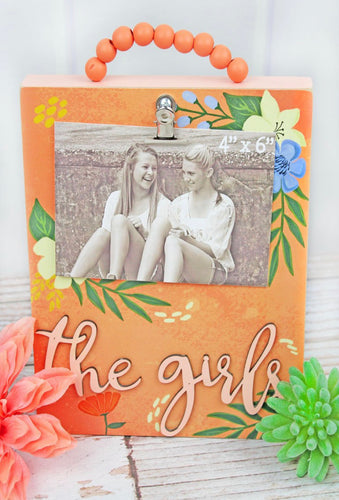 9.5 X 8 'THE GIRLS' FLORAL WOOD BEADED HANGER 4X6 PHOTO DISPLAY